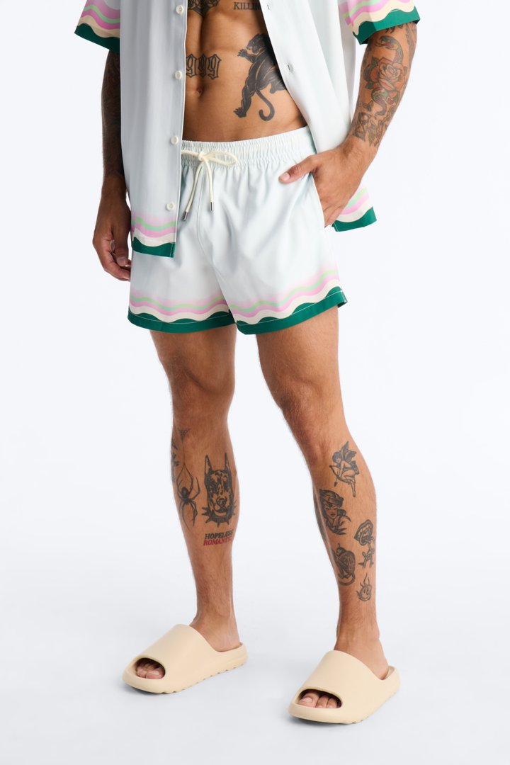 Maison Riviera Border Print Swim Trunk 4″ - Green/combo