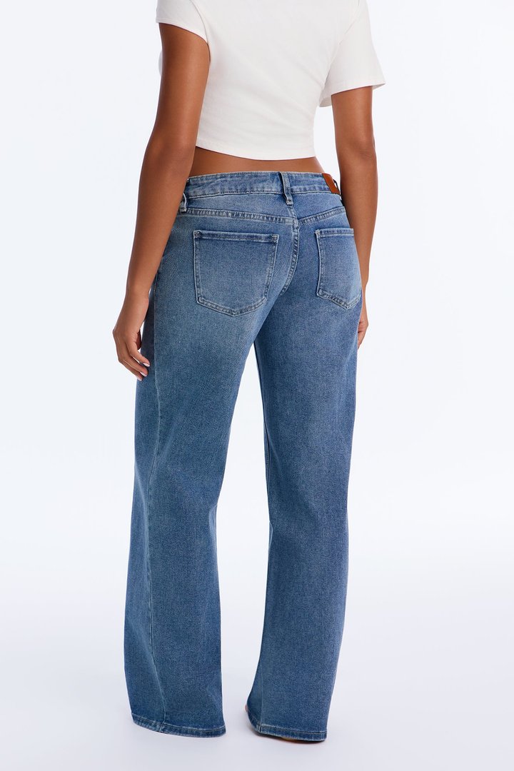 Regretting You Low Rise 90s Straight Leg Jeans - Light Wash