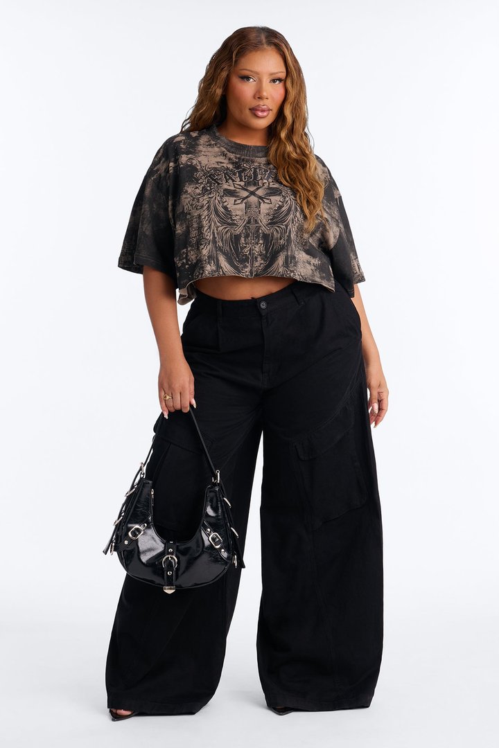 Fallen Moment Cropped T-Shirt - Brown