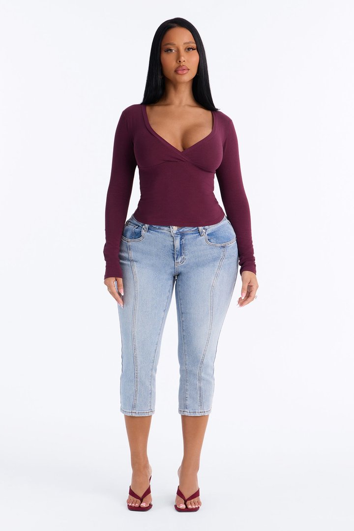 Talk Of The Town Low Rise Capri Jeans - Medium Wash