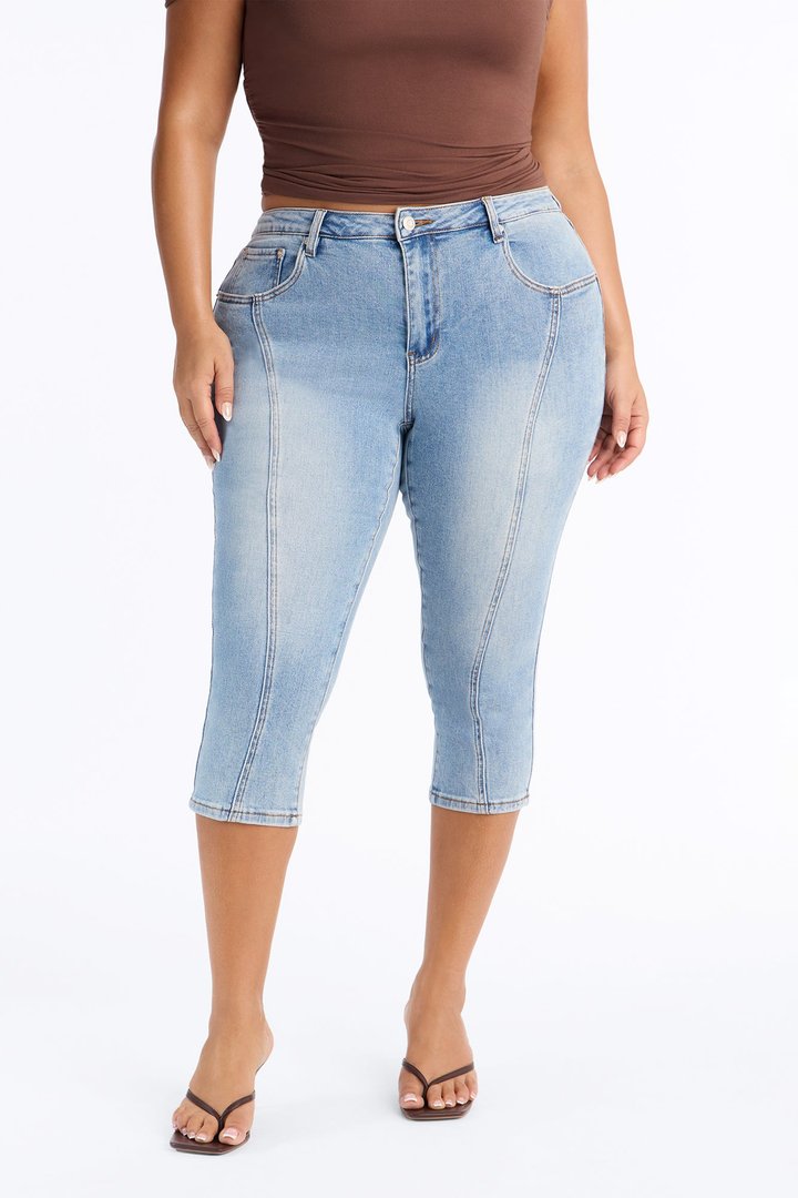 Talk Of The Town Low Rise Capri Jeans - Medium Wash