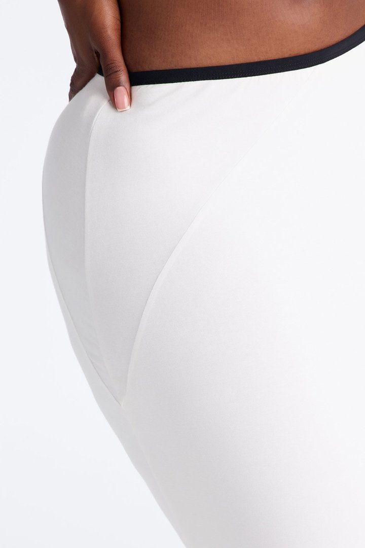 Gia Contrast Knit Fishtail Maxi Skirt - White/combo