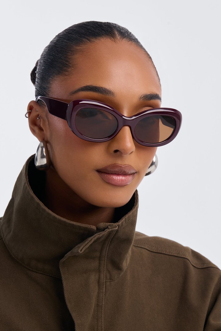Hard To Avoid Sunglasses - Burgundy