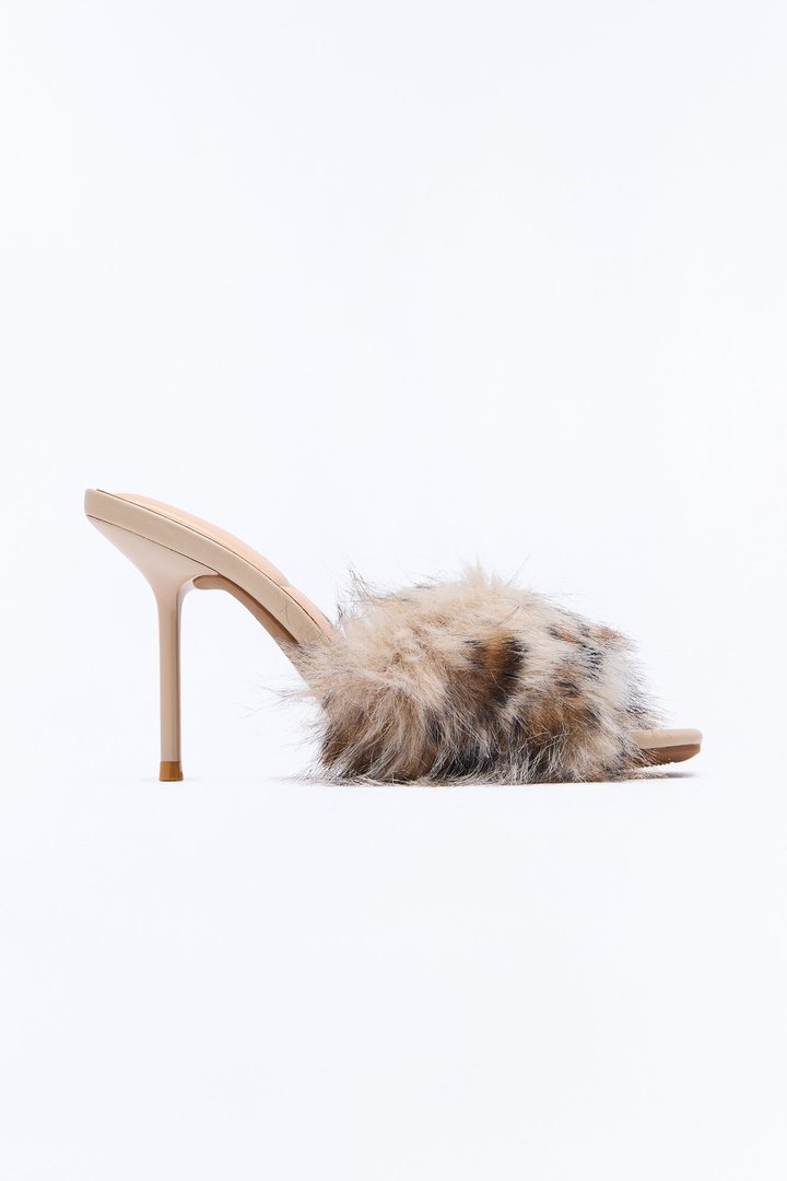 Margaret Fur Trim Heels - Nude