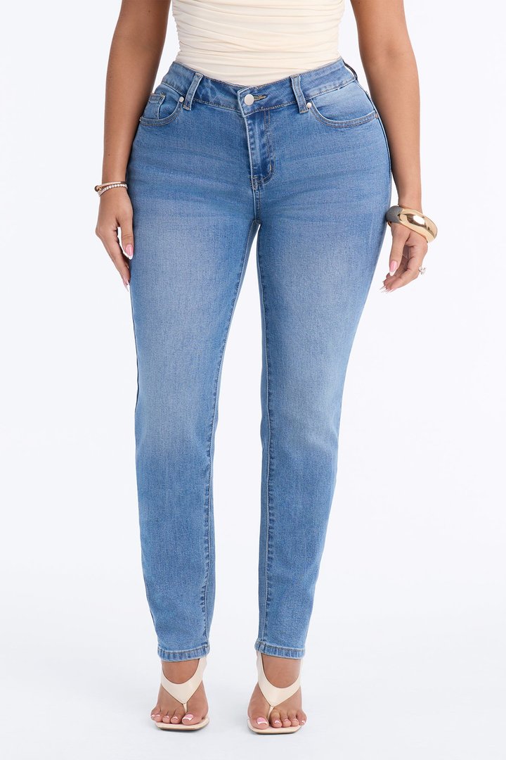 C'est La Vie Classic Stretch Skinny Jeans - Light Wash