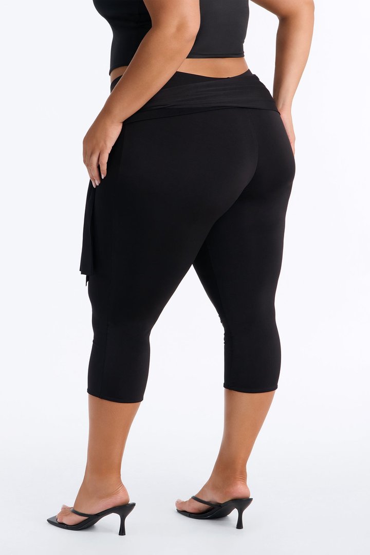 Avery High Rise Tie Waist Capri Legging - Black