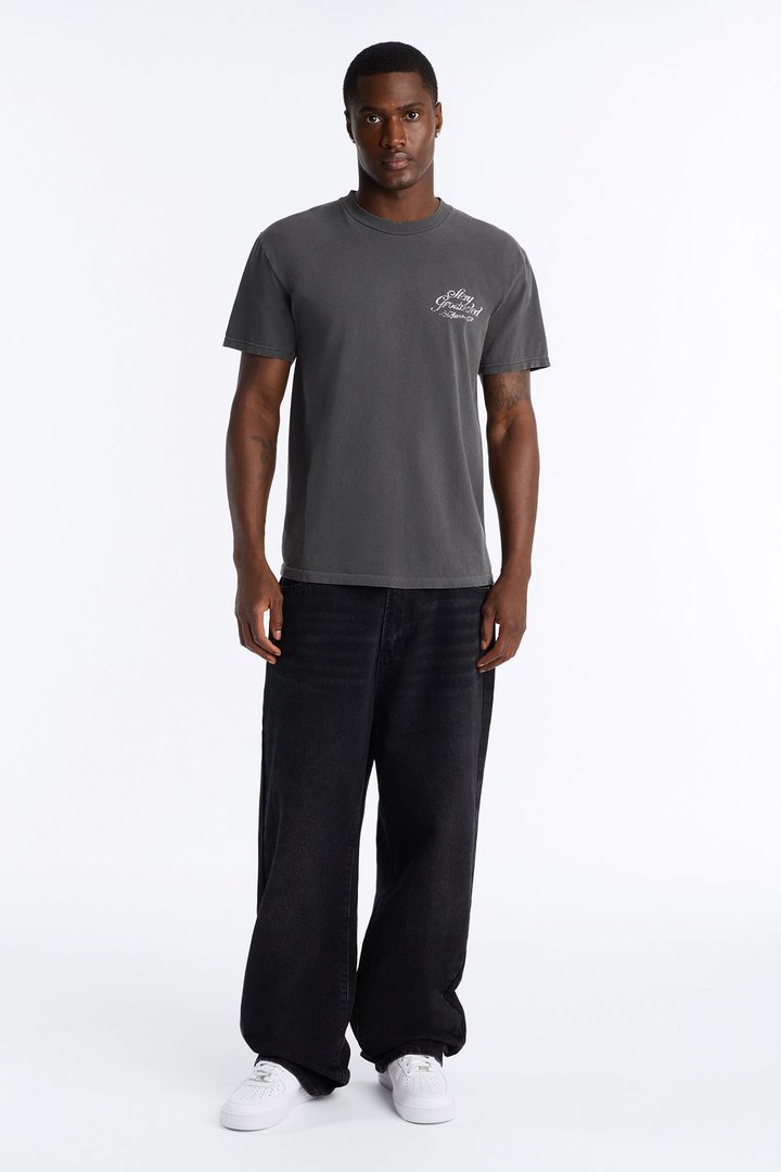 Stay Grounded Vintage Short Sleeve Tee - Black