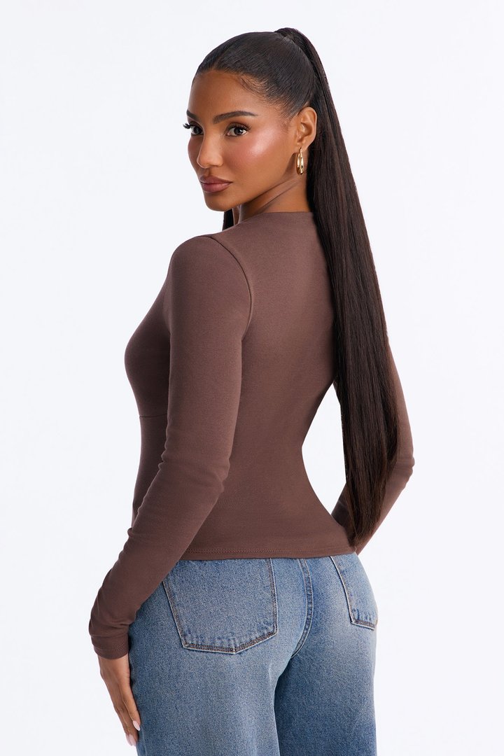 Kate Long Sleeve V-Neck Top - Chocolate