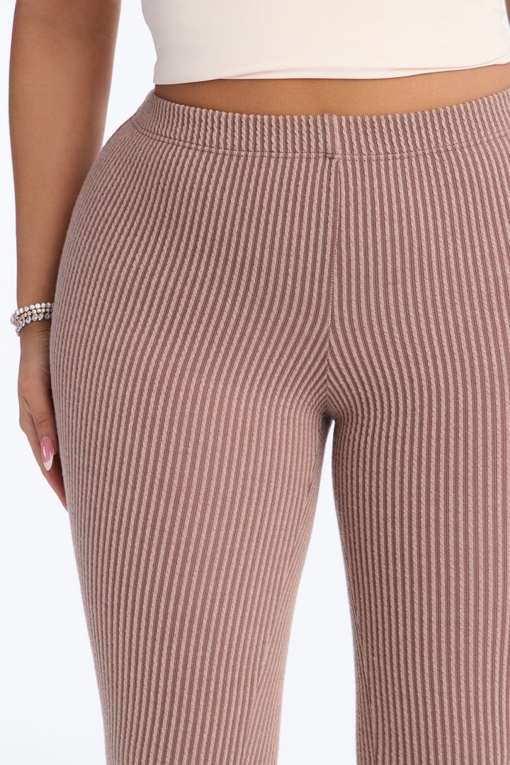 Roxie Low Rise Ribbed Capri Legging - Caffe