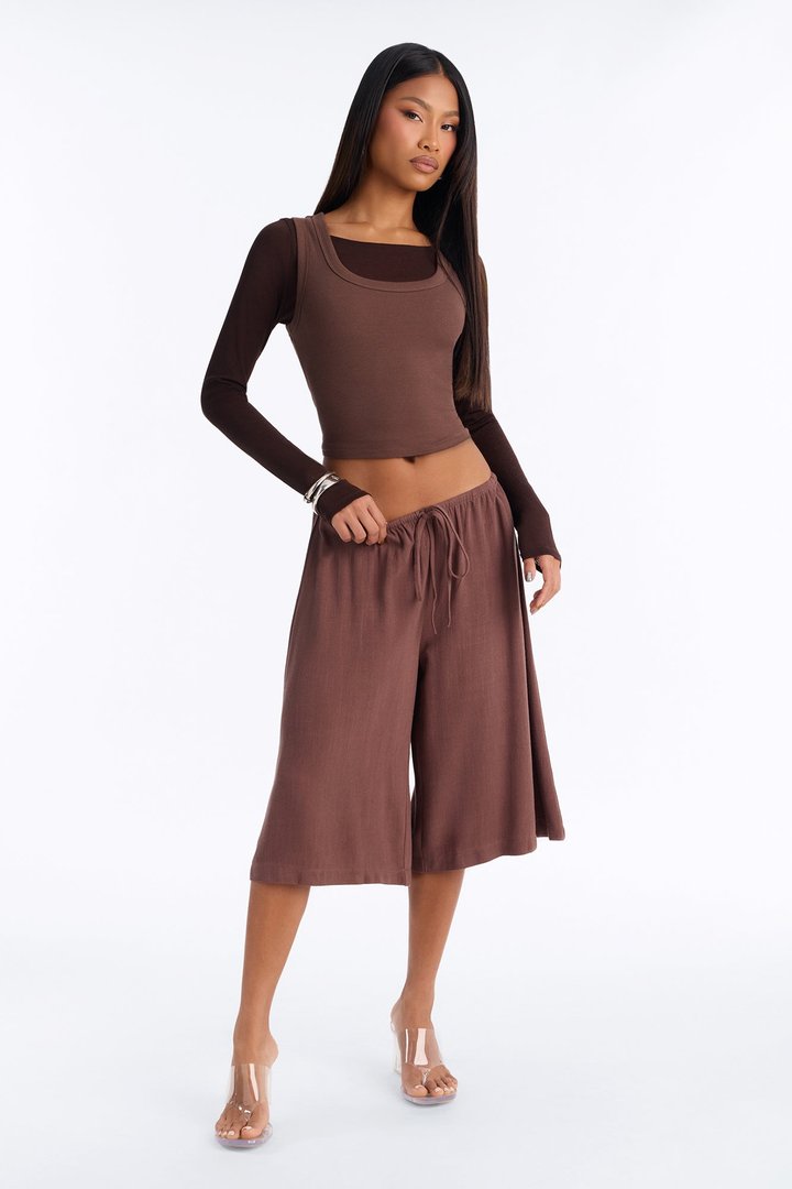 Avery Low Rise Linen Bermuda Short - Brown