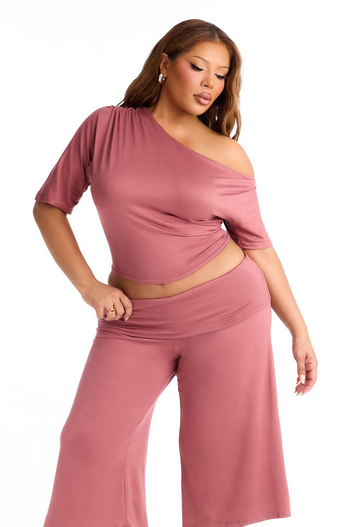 Maria Off Shoulder Gaucho Pant Set - Rose