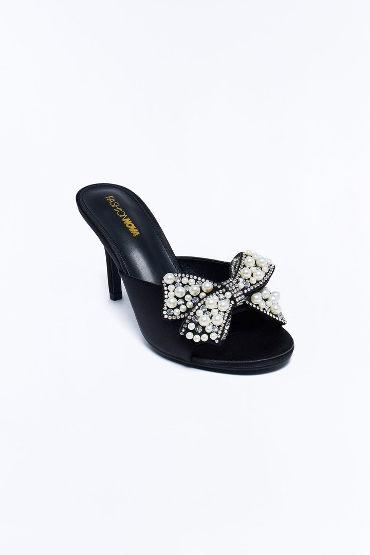 Get Into It Embellished Bow Heels - Black