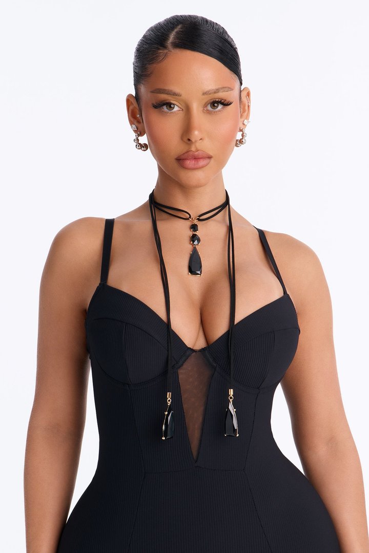Meeting Point Wrap Necklace - Black