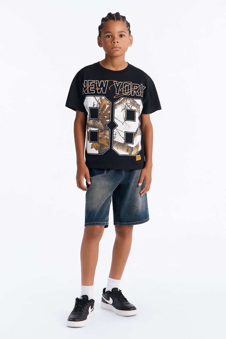 Mini Real Tree New York 88 Embroidered Patch Short Sleeve Tee - Black