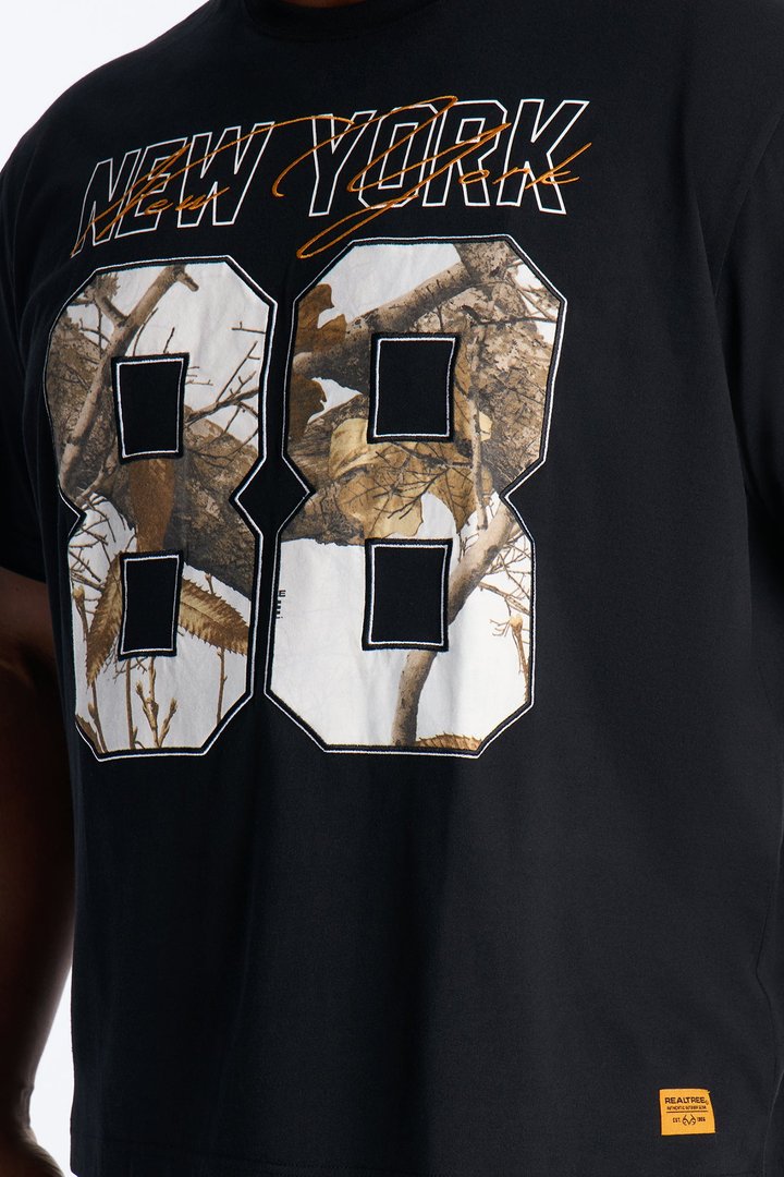 Real Tree New York 88 Embroidered Patch Short Sleeve Tee - Black