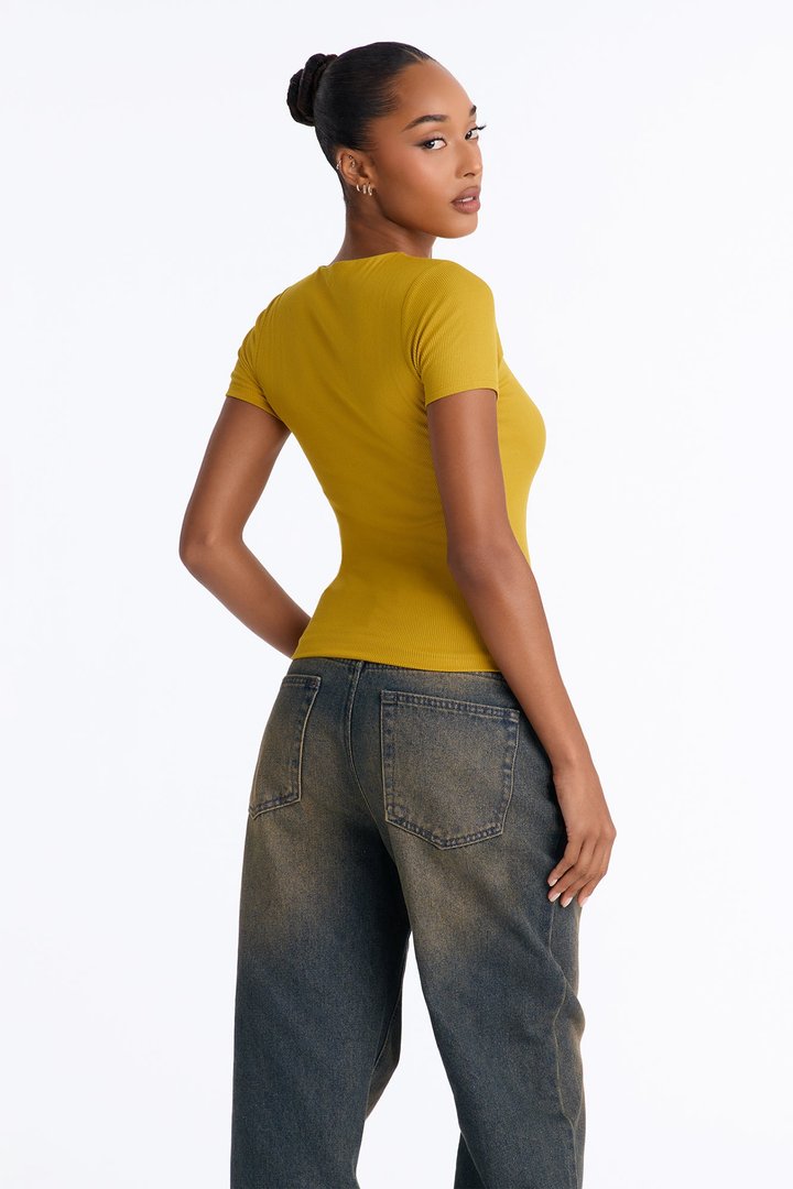 Chloe Crew Neck Short Sleeve Tee - Honey