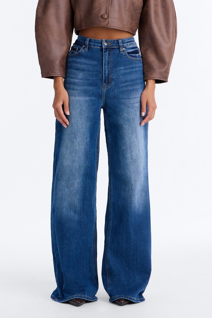 In True Form Stretch High Rise Wide Leg Jeans - Dark Wash