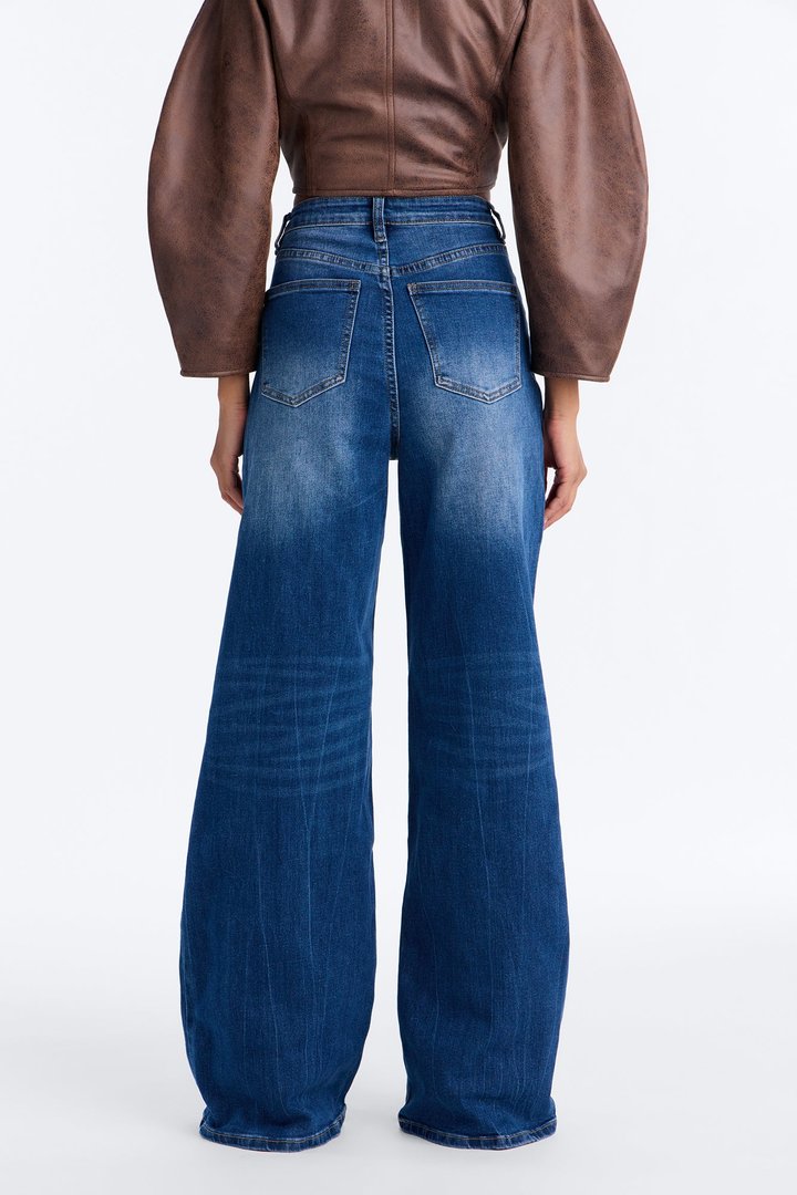 In True Form Stretch High Rise Wide Leg Jeans - Dark Wash