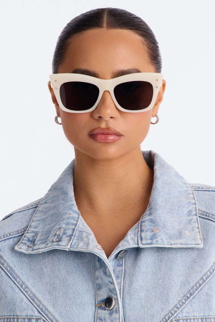 Lip Service Sunglasses - Ivory