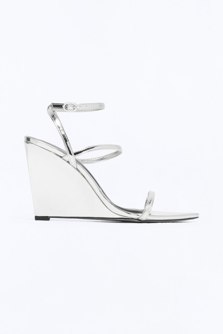 Kasaandra Pointed Wedges - Silver