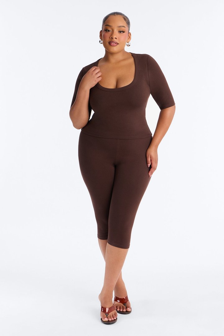 Quinn 3/4 Sleeve Scoop Neck Top - Chocolate