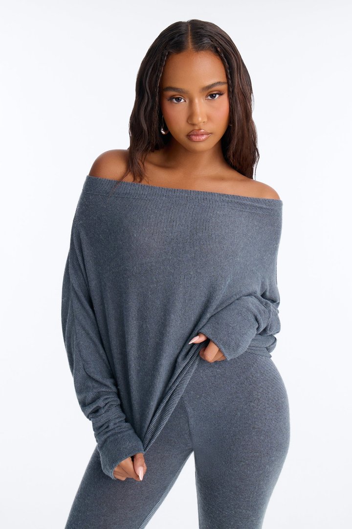 Clara Off Shoulder Hacci Capri Set - Grey