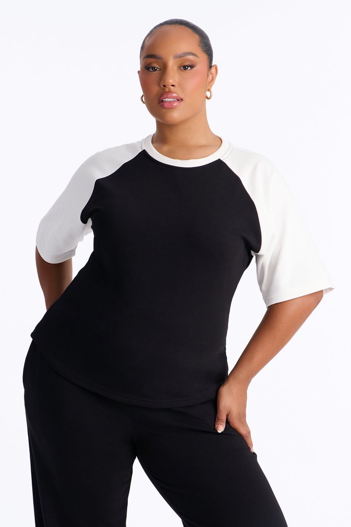 Maya Fitted T-Shirt Pant Set - Black/White