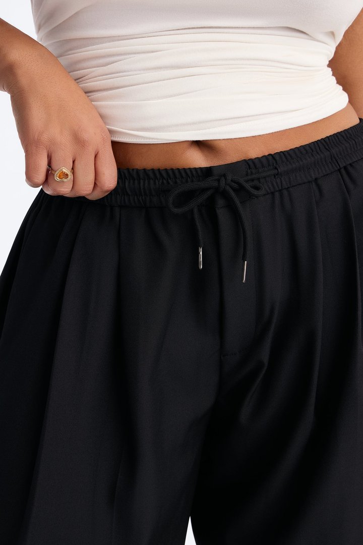 Heidi High Rise Wide Leg Pleated Drawstring Trouser - Black