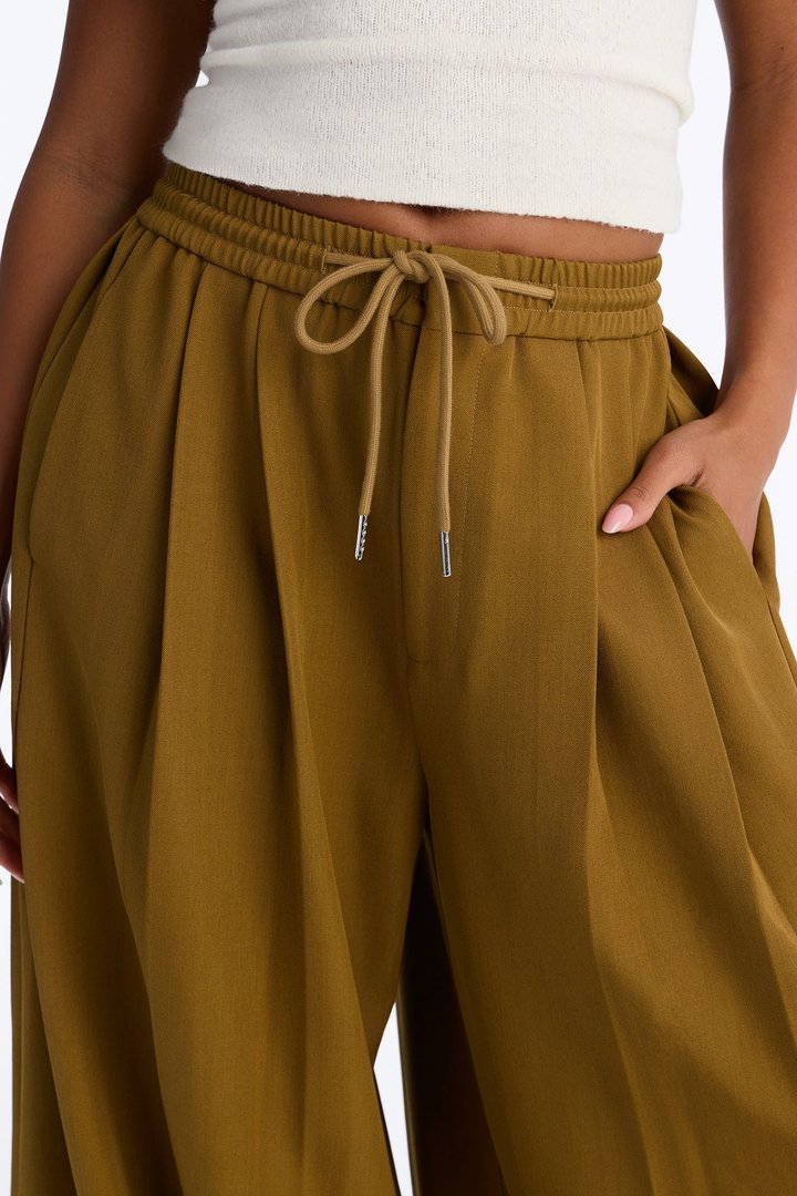 Heidi High Rise Wide Leg Pleated Drawstring Trouser - Olive