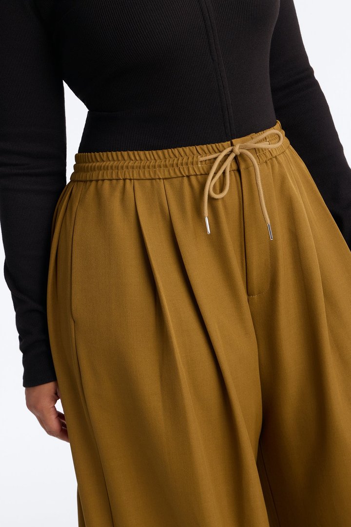 Heidi High Rise Wide Leg Pleated Drawstring Trouser - Olive