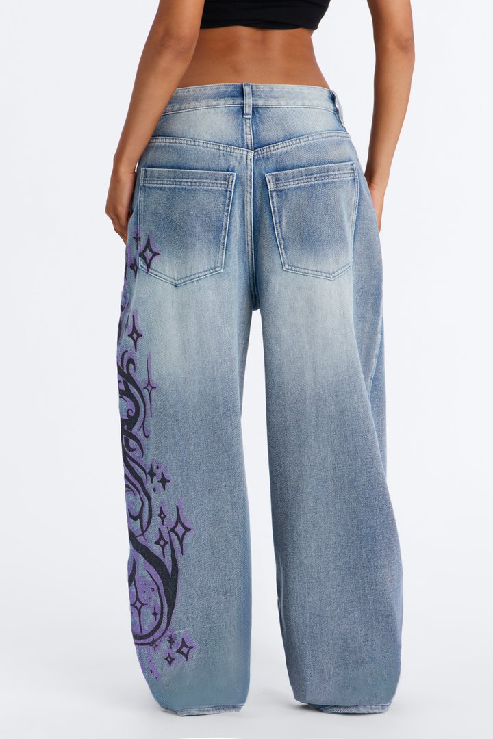 So Sentimental 90s Baggy Printed Jeans - Vintage Wash