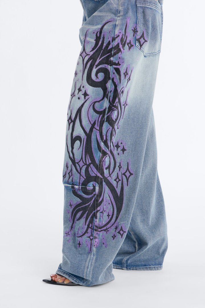 So Sentimental 90s Baggy Printed Jeans - Vintage Wash