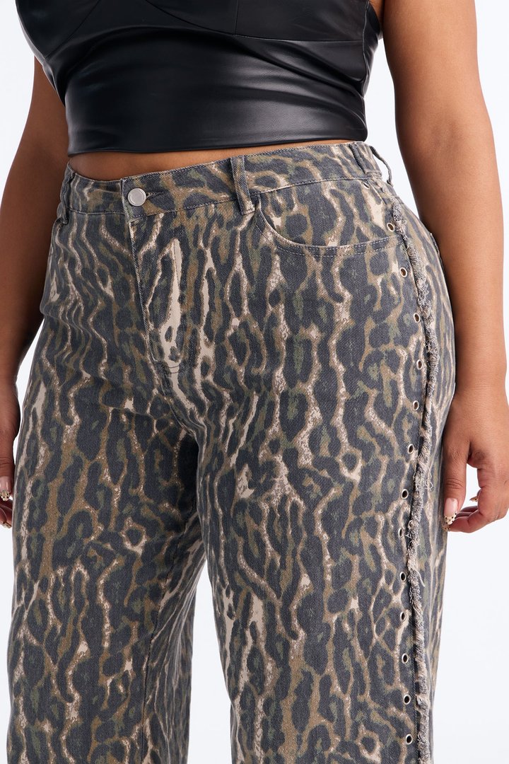Stay Fierce Low Rise Grommet Trim Pant - Leopard