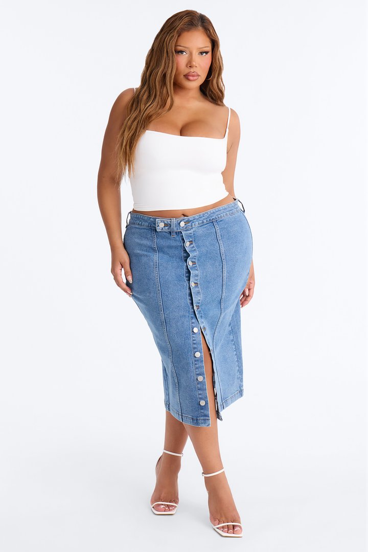 Right On The Line Denim Midi Skirt - Medium Wash