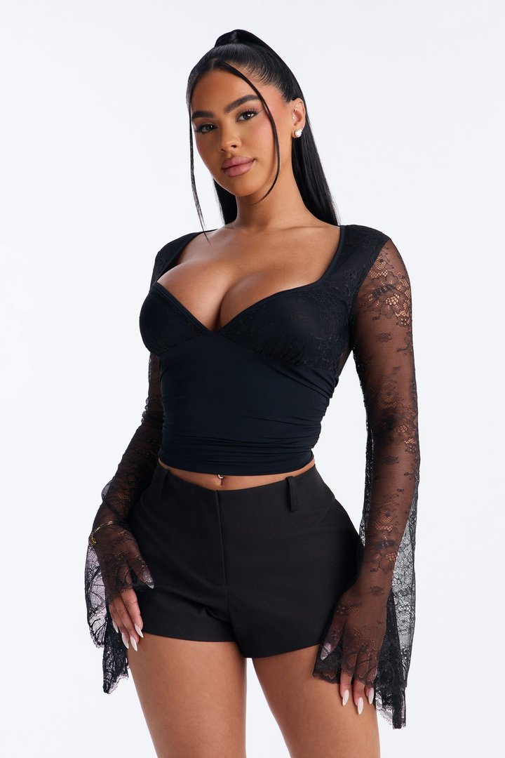 Anabelle Lace Sweetheart Neck Long Sleeve Top - Black