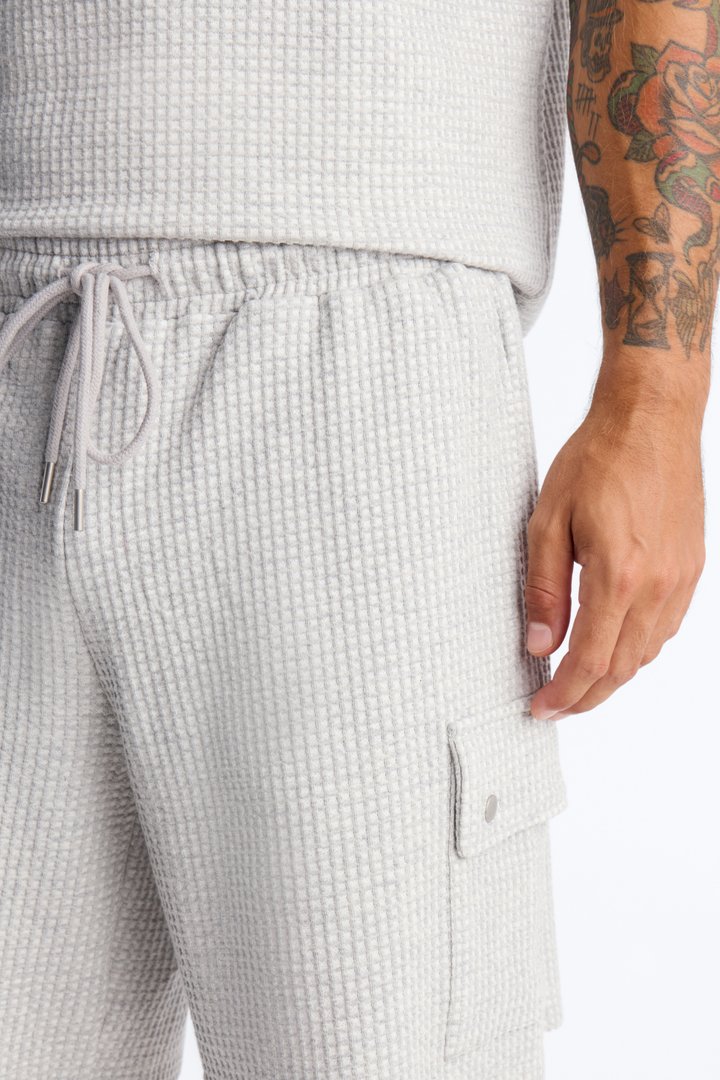 Relaxed Waffle Cargo Short - Grey