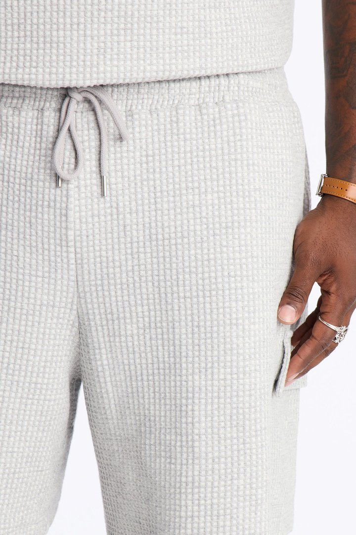 Relaxed Waffle Cargo Short - Grey
