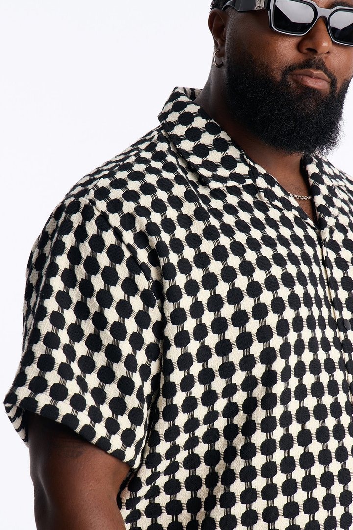 Relaxed Weaved Jacquard Cuban Collar Button Up Shirt - Black/combo