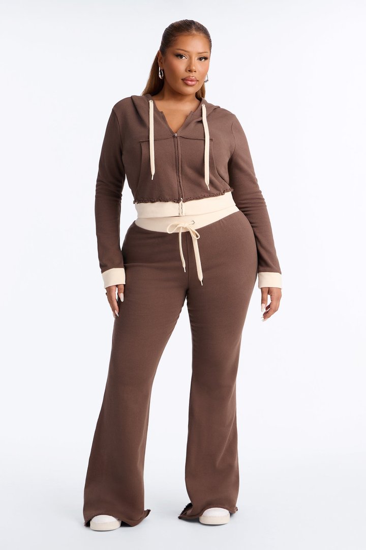 Keeping Up With Me Pant Set - Chocolate