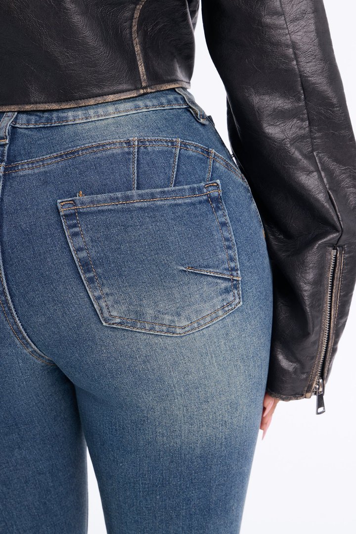 Petite Tucson Booty Lifting Stretch Bootcut Jeans - Dark Wash