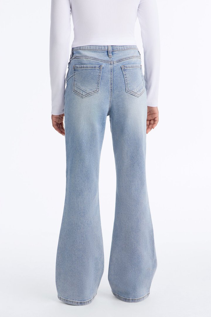 Mini San Diego Sculpting Stretch Flare Jeans - Light Wash