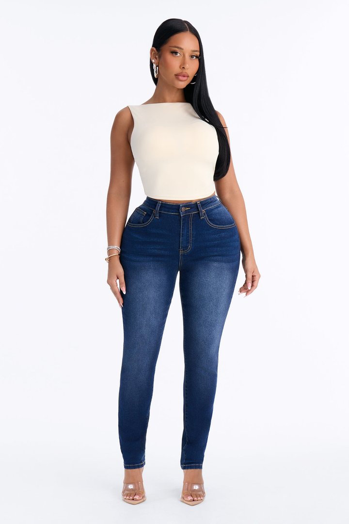 Going Uptown Mid Rise Stretch Skinny Jeans - Dark Wash