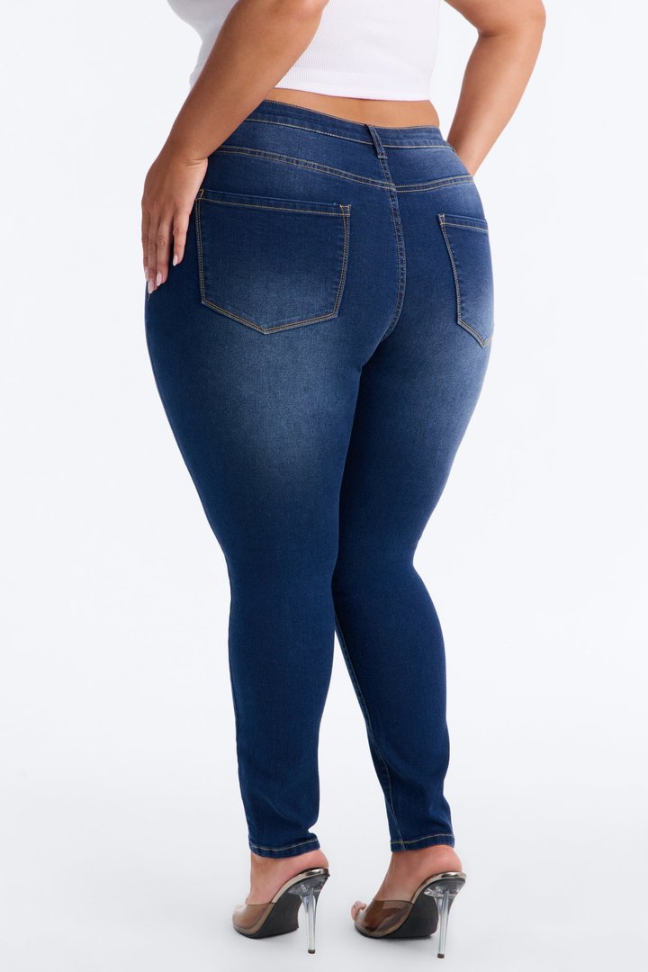 Going Uptown Mid Rise Stretch Skinny Jeans - Dark Wash