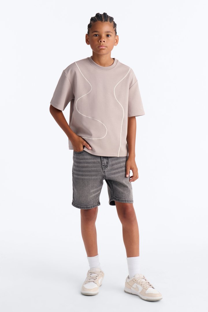 Mini Vertical Wavy Contrast Stitch Boxy Cropped Tee - Taupe