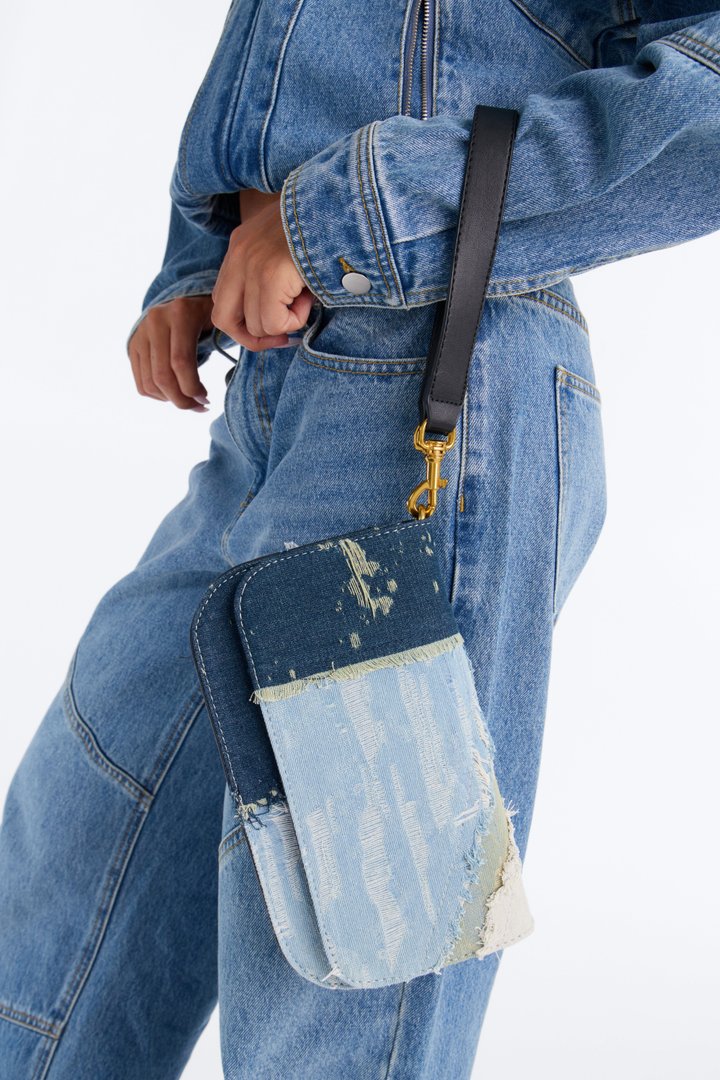 Always Pretty Never Stressed Shoulder Handbag - Medium Wash