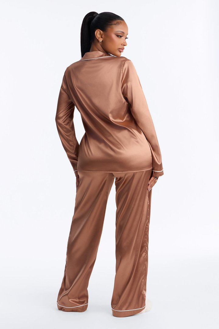 Bedtime Stretch Satin Long Sleeve PJ Pant Set - Mocha
