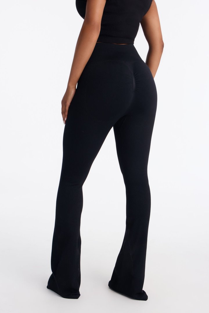 Tall Beach Body Effortless Seamless Active Yoga Pant - Black