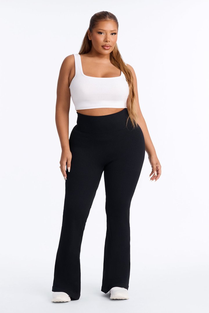 Tall Beach Body Effortless Seamless Active Yoga Pant - Black