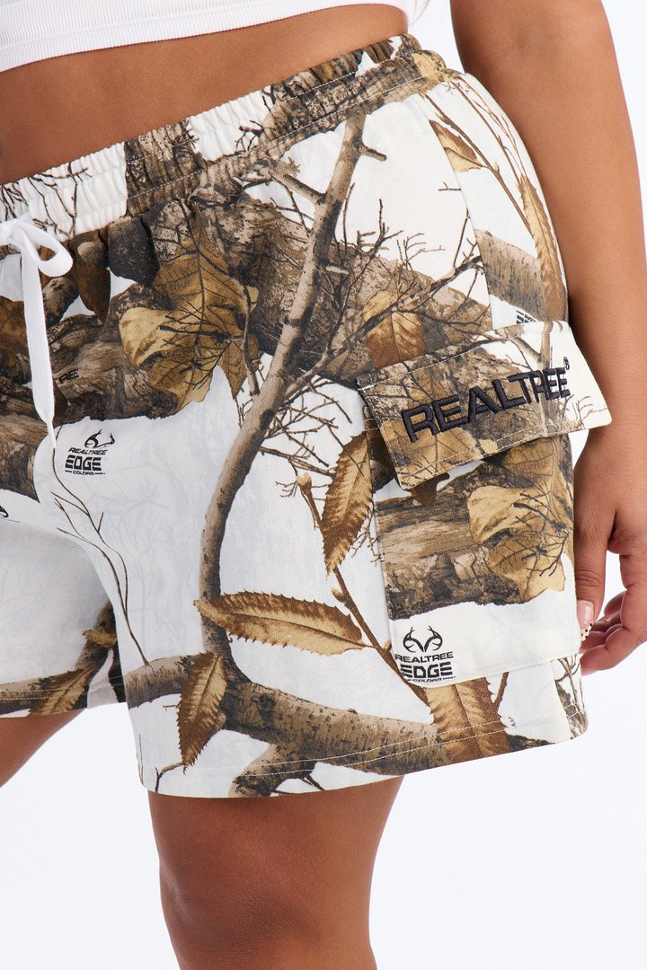 Realtree Fleece Cargo Short - White/combo