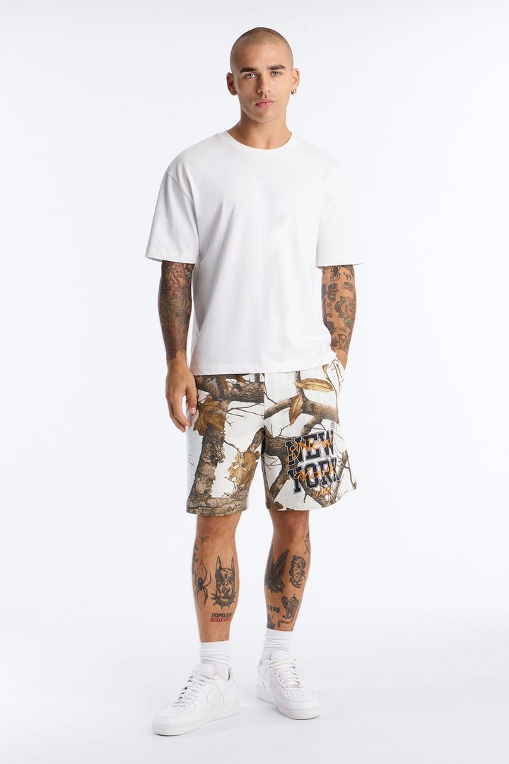 Real Tree New York Snow Embroidery Sweatshort - Camouflage